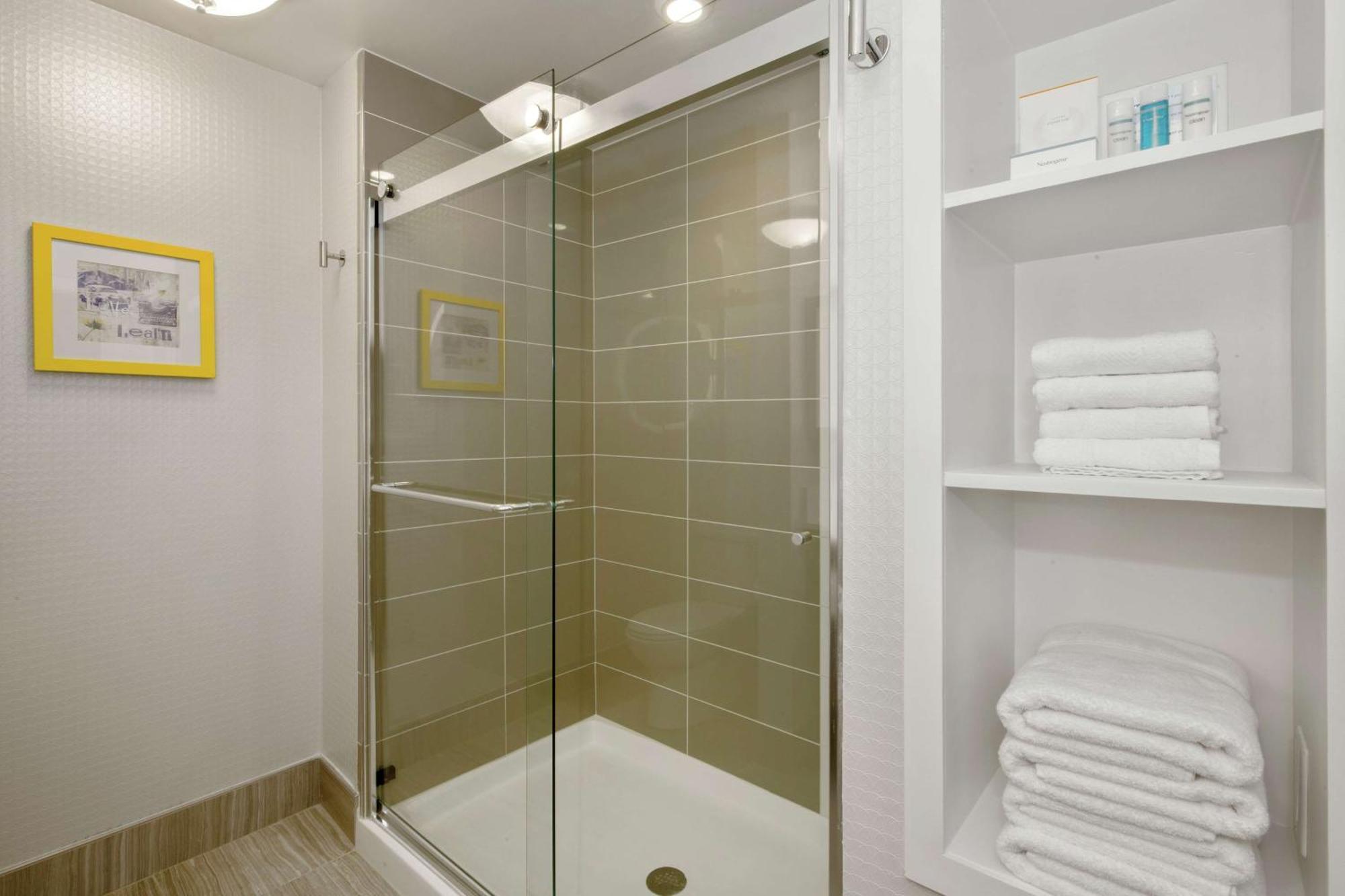 Hampton Inn & Suites Raleigh-Durham Airport-Brier Creek Екстериор снимка
