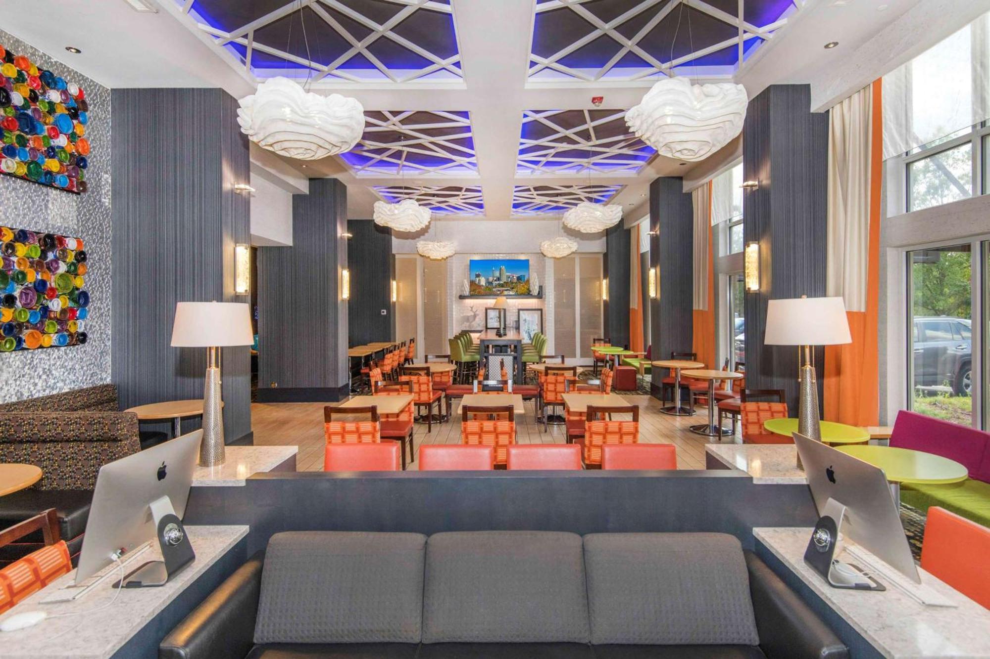 Hampton Inn & Suites Raleigh-Durham Airport-Brier Creek Екстериор снимка