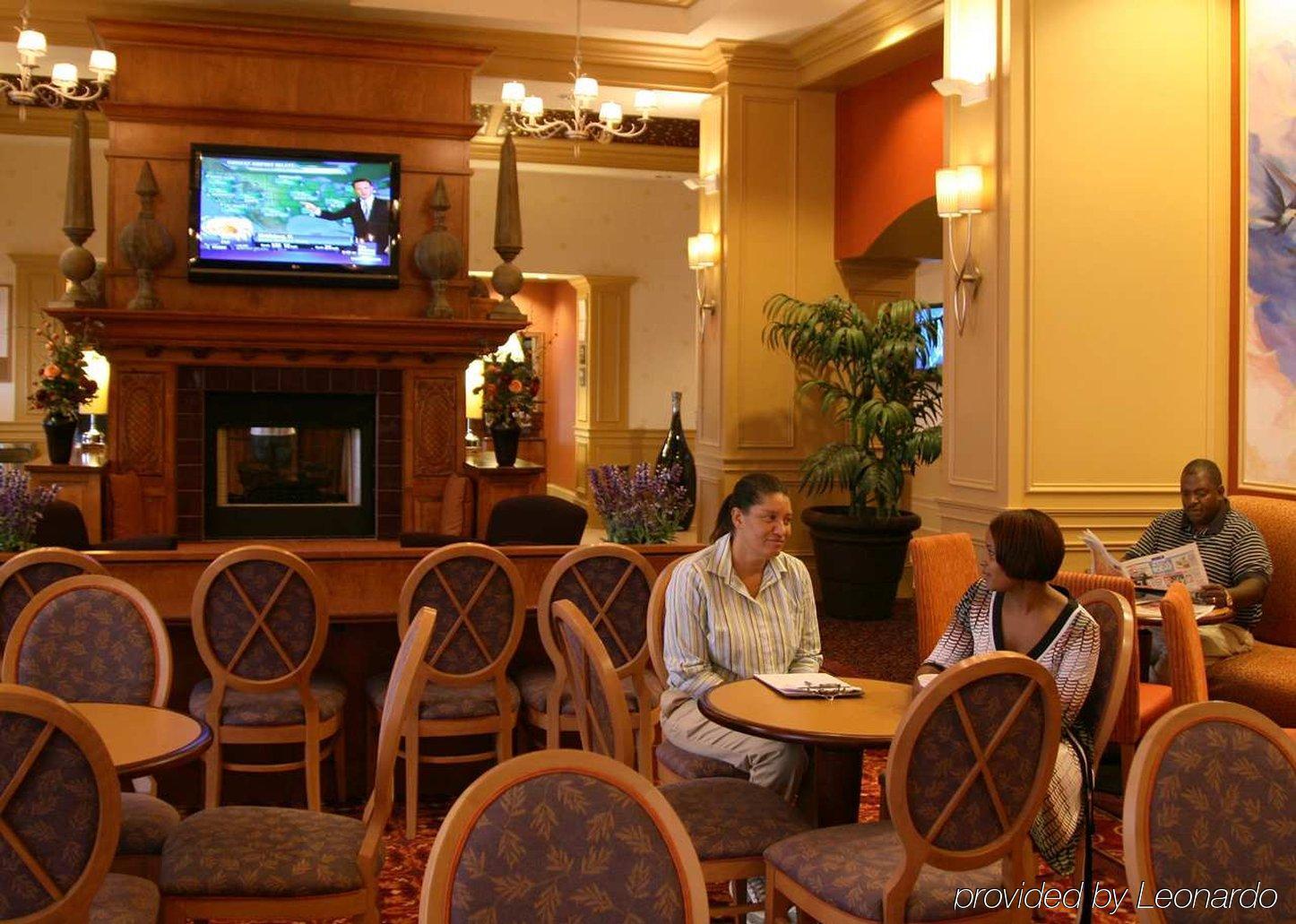 Hampton Inn & Suites Raleigh-Durham Airport-Brier Creek Ресторант снимка